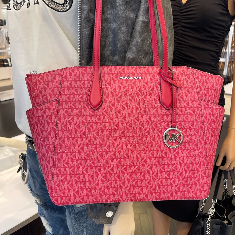 MICHAEL KORS Marilyn Medium Signature Logo Tote Bag
Dark Raspberry 
NWT - Picture 13 of 16